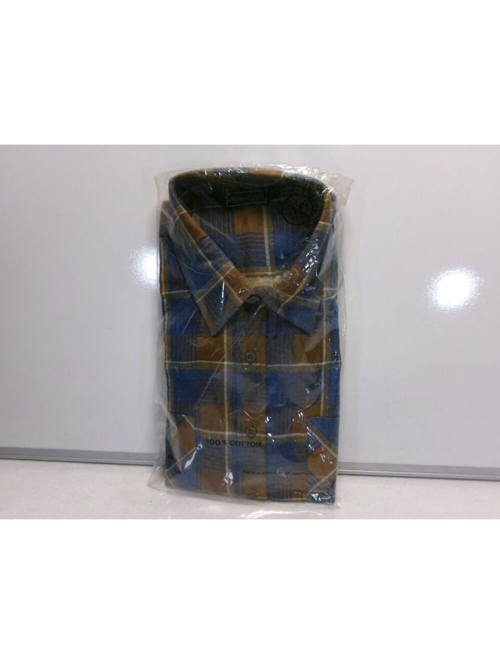Andrew St. John Flannel Shirt XL New in Package